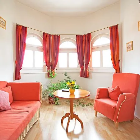 Drexels Parkhotel Szálloda *